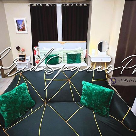 Two Palm Tree Villas Condominium - Studio 8Th Fl With Balcony - Across Terminal 3 Airport 파사이 외부 사진
